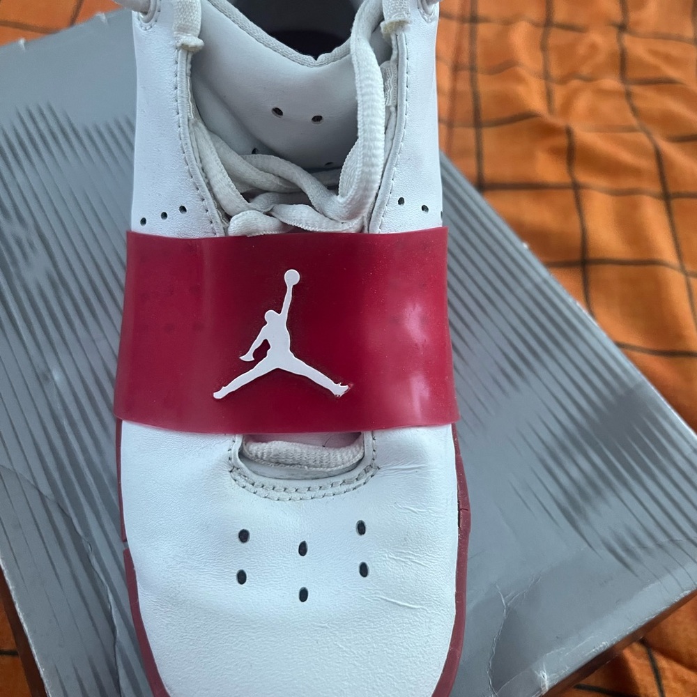 Jump Kids White and Red Sneakers